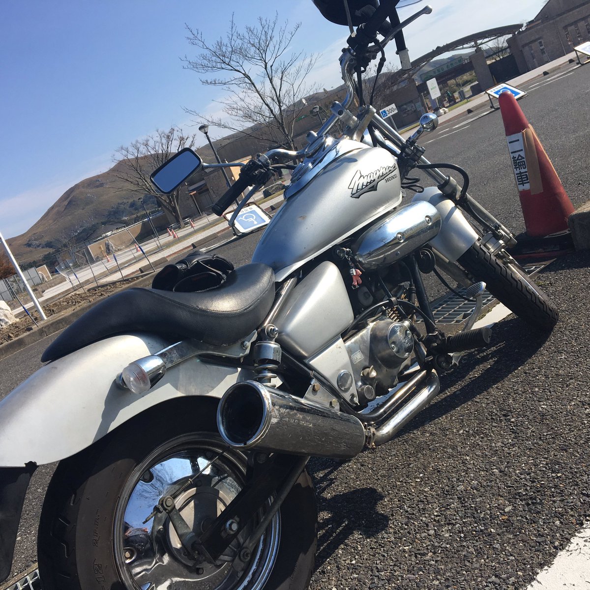 4mini_honda's tweet photo. マグナ50売れました😊
短い間やったけど、今までありがとうな🙂
次の乗り手さん良い人で良かった👍🏻 https://t.co/XQp3CrauB0