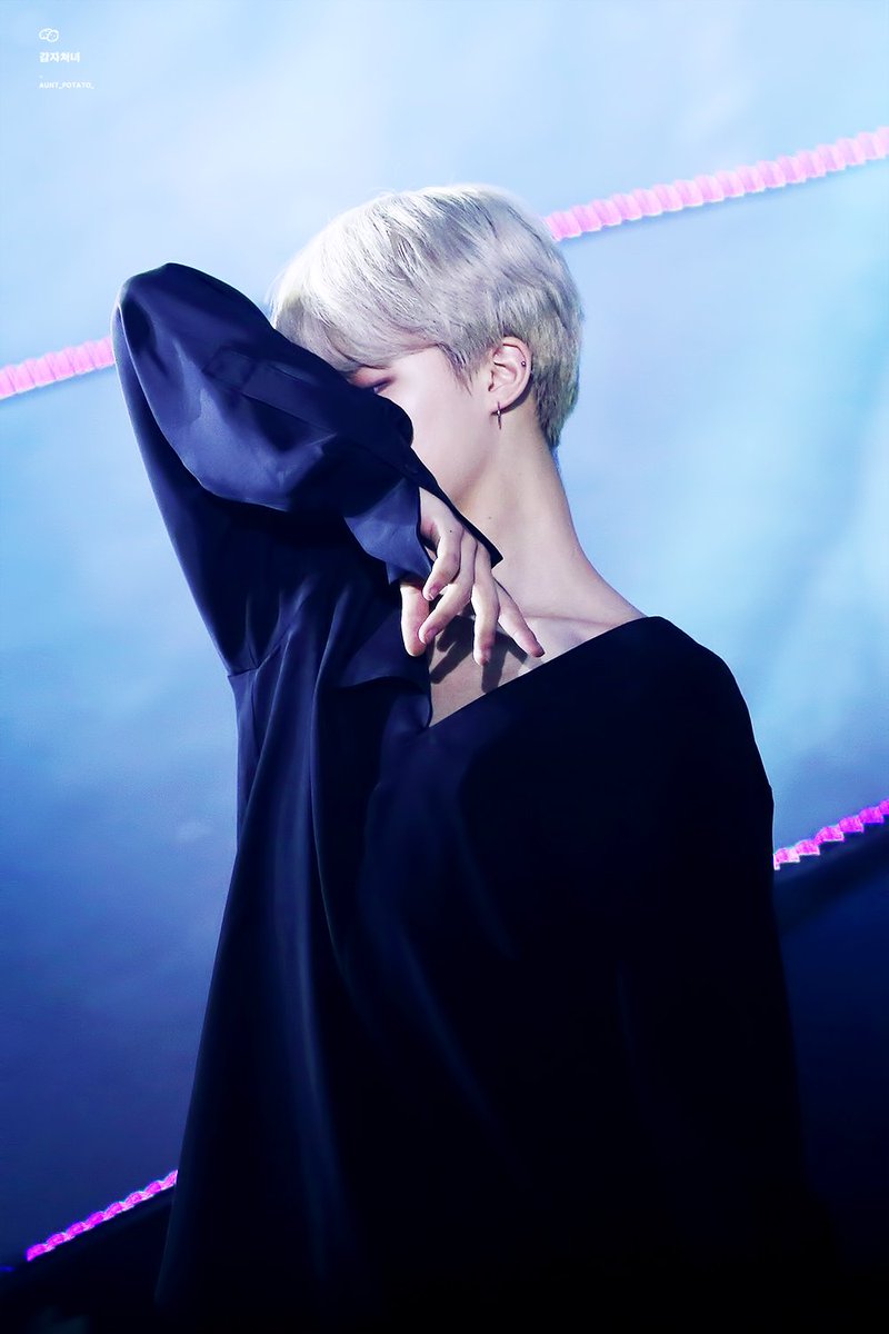 AUNT_POTATO_'s tweet photo. 161226 가요대전 
#지민 #JIMIN #방탄소년단 #BTS https://t.co/zXtfIl4JJX