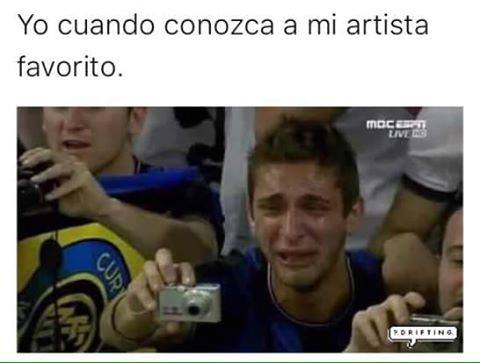 Hdez_Alfred_M's tweet photo. yo cuando conozca a @rogergzz en la firma de su libro en 2017 
#Cantwaitforthatday LITERAL!! jaja!!🤣🤣🤣 https://t.co/mFUWSrxNxC