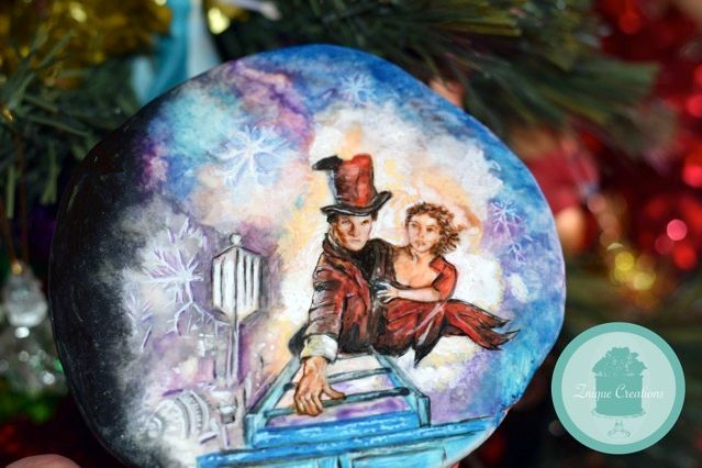 Terrific Clara, The Doctor, and The Snowmen Cookie 
made by Znique Creations
buff.ly/2iAqCp6