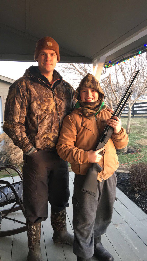 caudillcv's tweet photo. @NRA #myfirstgun https://t.co/Tu1jHNmHbx