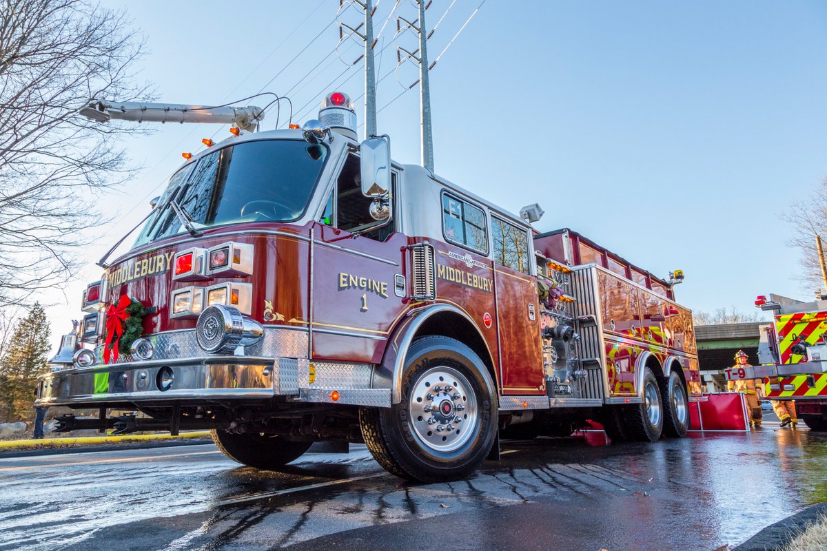 SeanMaiorano's tweet photo. Working fire Middlebury Ct @ctfirephoto https://t.co/ezawBMu05D