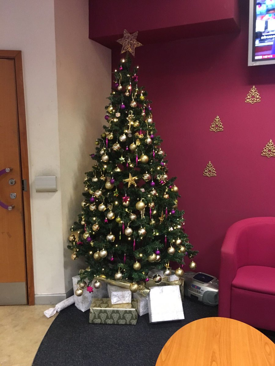 MccalMaria's tweet photo. So Team Mazza treeoff a first! Joint winners Windsor &amp; Staines #styled it out! @HomeCountiesNBS @mandy140873 @X4MYLX https://t.co/LXyRJZLH0k