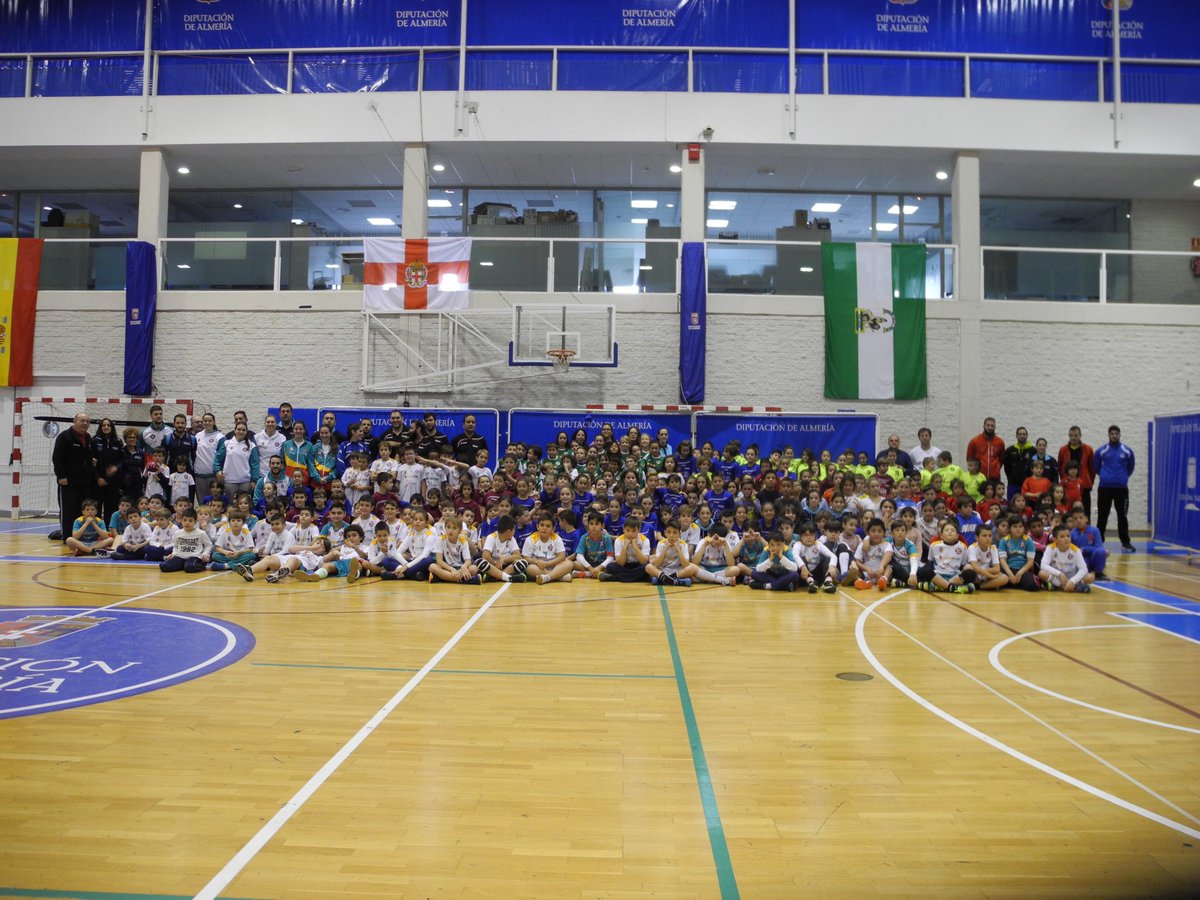 Diputación por la educación
lavozdealmeria.es/Noticias/12045…
<a href="/DDipalme/">Deportes Dipalme</a>