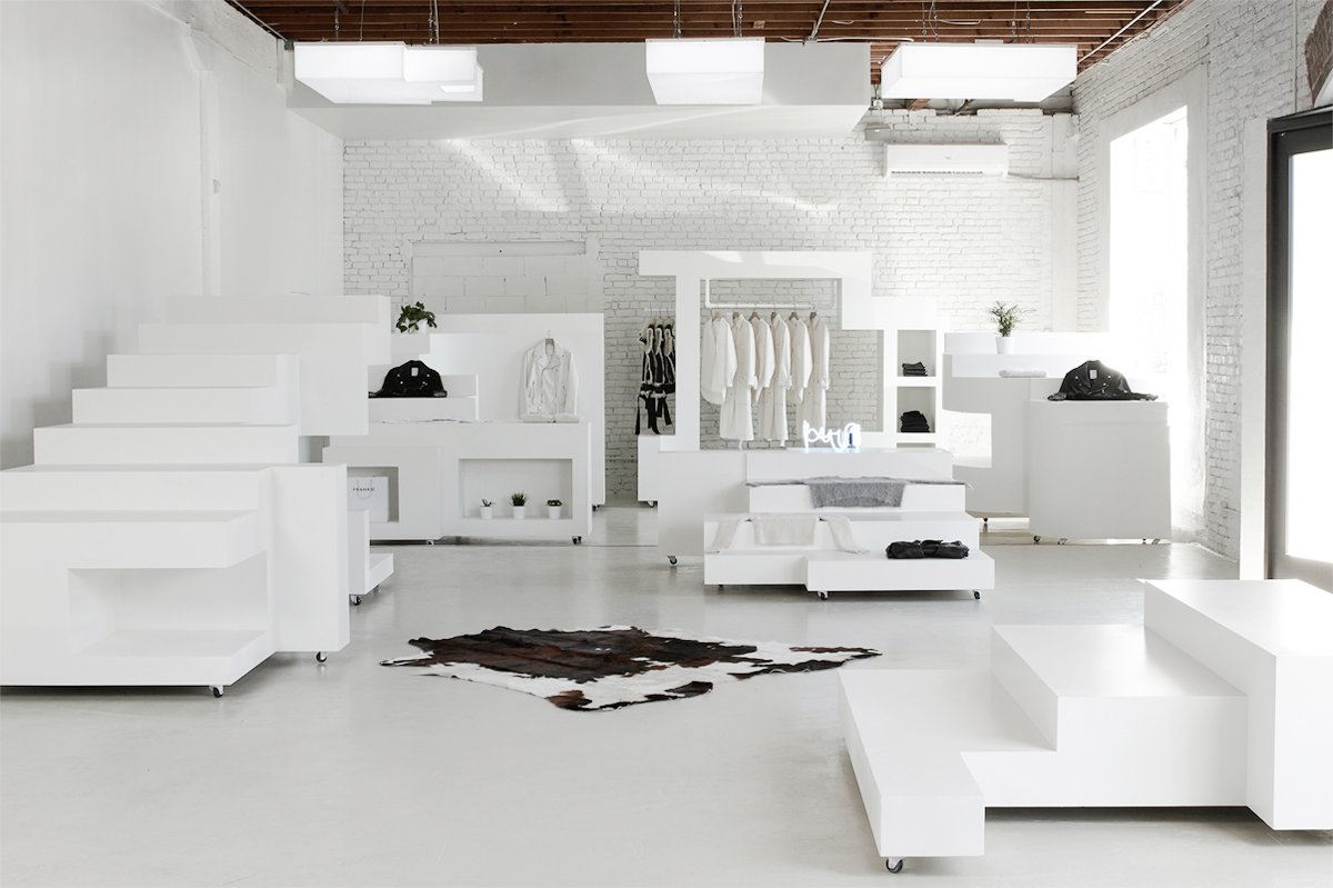 frankie_us's tweet photo. FRANKIE CoLAB - Best Boutique Interior of 2016 by AZURE Magazine. #FRANKIECoLAB #AZUREMagazine #InteriorDesign https://t.co/zJnUb7cjlg https://t.co/LwjjYl3jXr