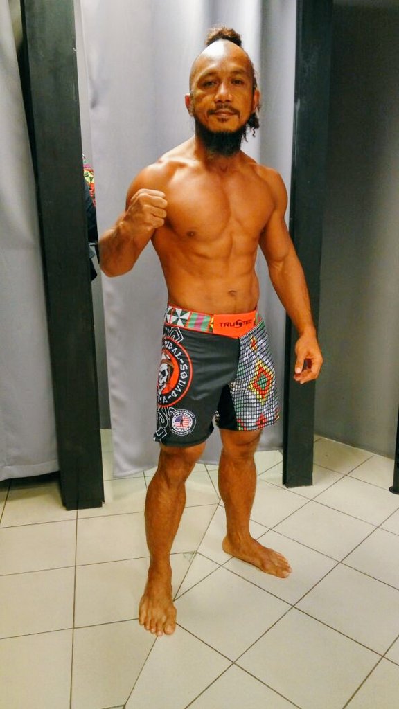 AJpyroMMA's tweet image. My fight shorts are ready for @ONEChampionship Jakarta 14 Jan. The design represents some of Sabah's native tribes.
#MMA
@KKCity @SabahInfo