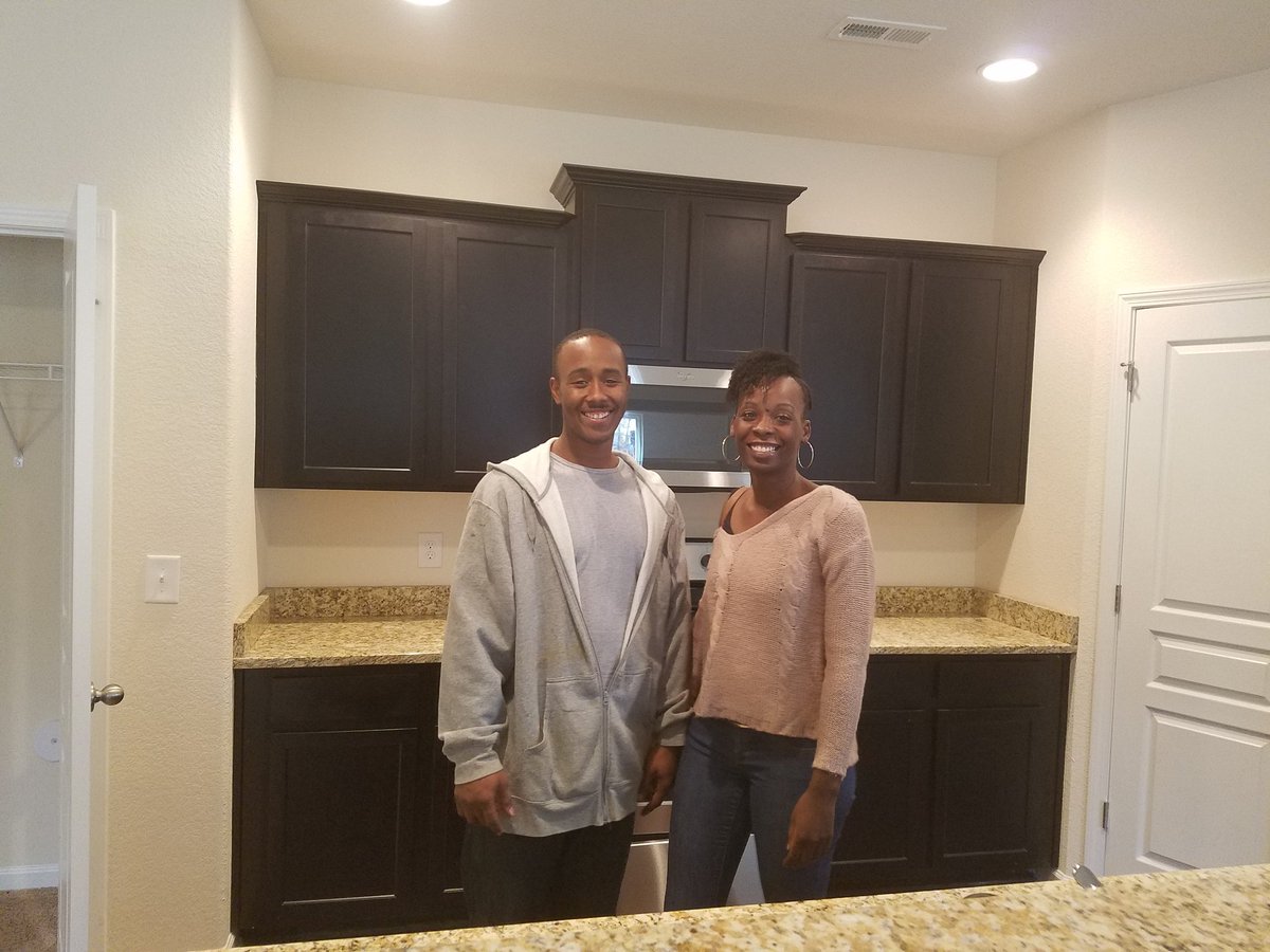 QCRealtorMM's tweet photo. My clients completing their walk through on their Newly Built Home in Charlotte,NC! https://t.co/s8qZbByRsP