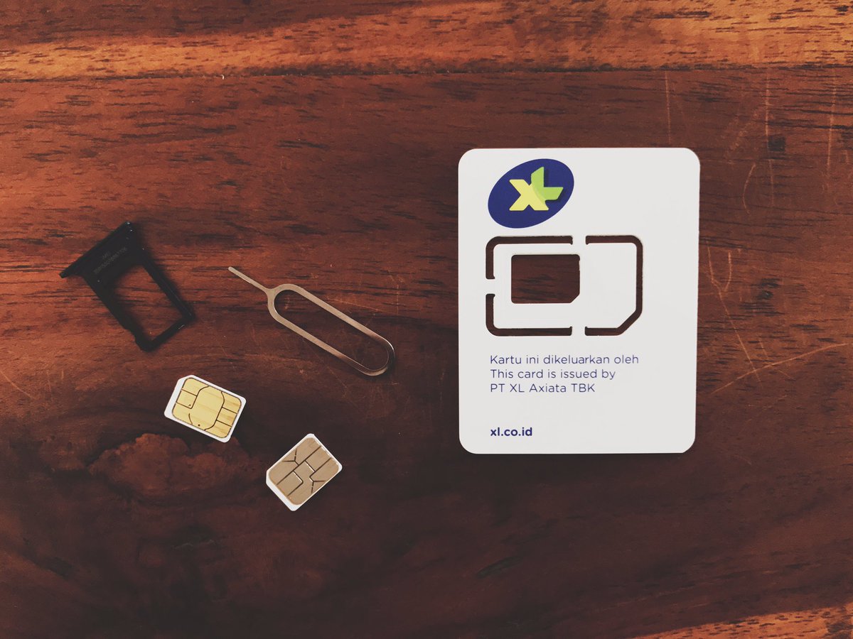 marckohlbrugge's tweet image. #requestforproduct iPhone case with pockets for all my different SIM cards when traveling