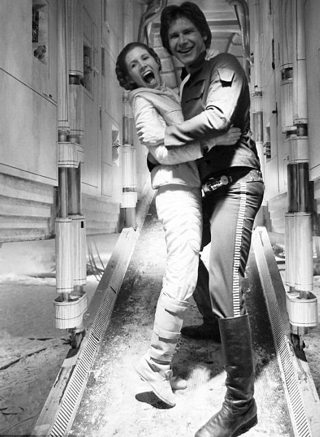 DBruni666's tweet photo. Thanks for all princess 😢 miss you #RIPCarrie #CarrieFisher #PrincessLeiaForever #StarWars #ripcarriefisher https://t.co/gLMhMR7W2g