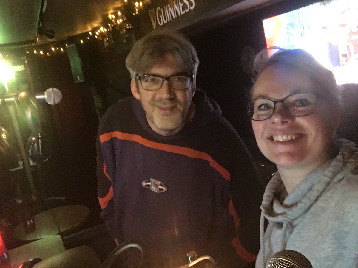 Pub_2000's tweet photo. @StevenHoeksel @@monique_bruijn live op de radio nu! #pub2000 #themusicawakens https://t.co/ZYQKAv8uPQ