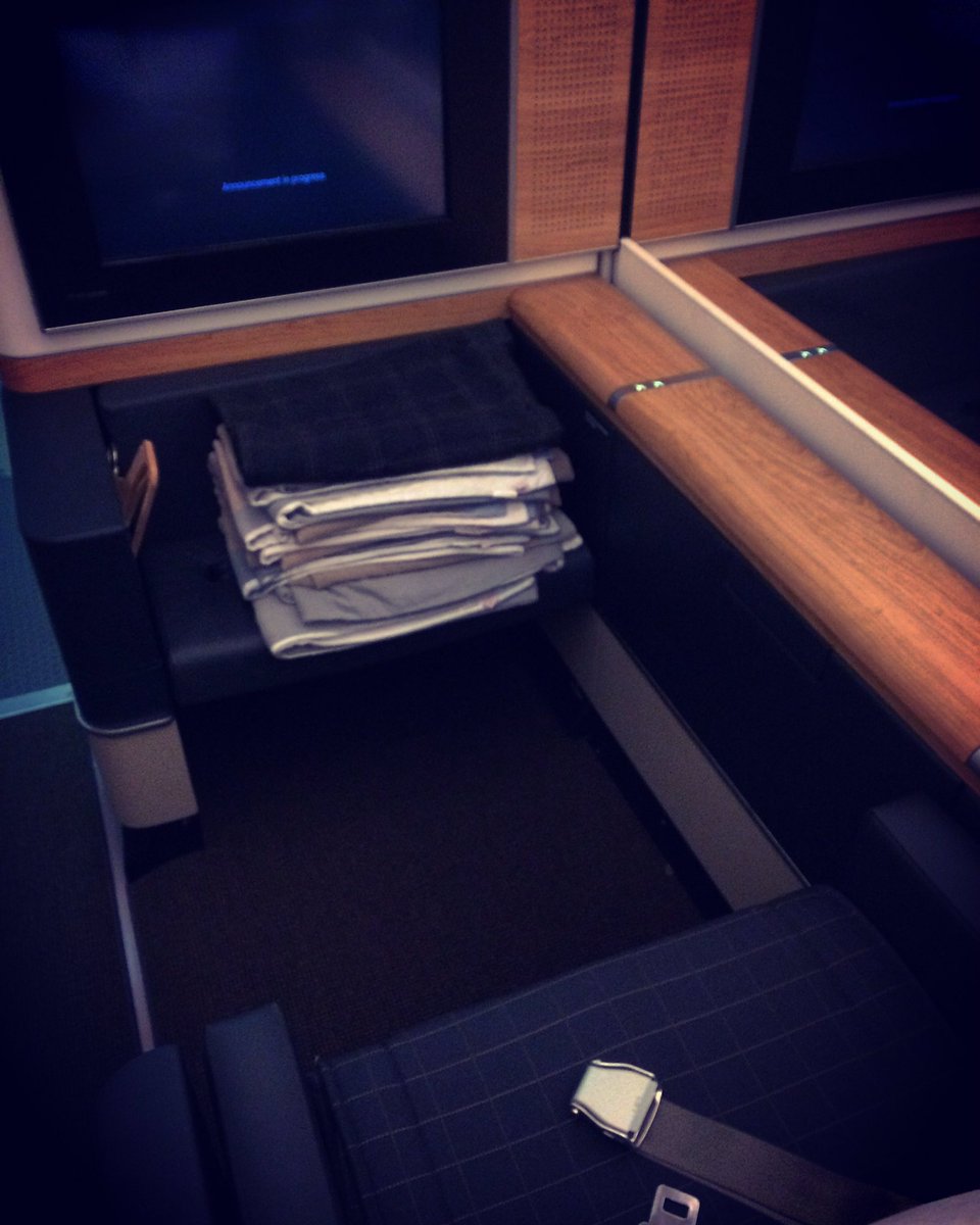 M4hirH's tweet photo. Thanks for the upgrade @FlySWISS DEL-ZRH https://t.co/OEfzMU8EbY