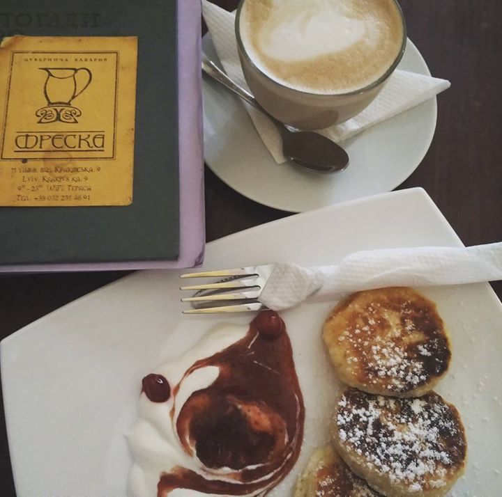 NCherepanyn's tweet photo. Львівський сніданок ☕🍮🍽 #требаменічастішеснідати #howisabreakfastbetweenlunchanddinnercalled? (https://t.co/t4C9Z4a09H… https://t.co/cAhl8kQzq8