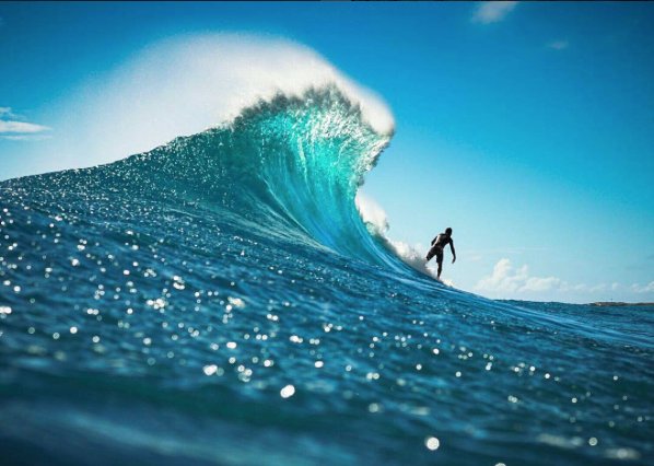 stafmagazine's tweet photo. Good Morning - #Photo by #liquidpleasure 
#hawaii #surf #splwaterhousings #sonyalpha #liquid #epic #sonya6000 #55mm #teamFU #fumanchu https://t.co/8B9EhAOCGE