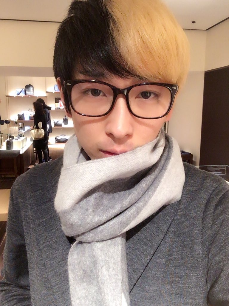 マフラー遂に購入！冬を乗り切る。ただマフラーの巻き方わからん（笑）