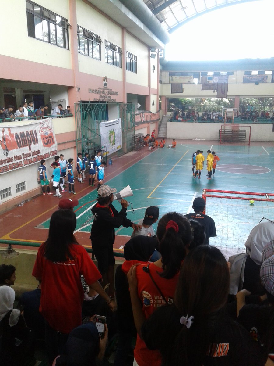 yapi97's tweet photo. Alhamdulillah 3 point hari ini.OSTvsNomaden.di turnamen futsal JAKAMPUS UIN CUP.semoga pertandingan ke depan nye lebih baik,solid&amp;sportif https://t.co/LZiGj0EEzK
