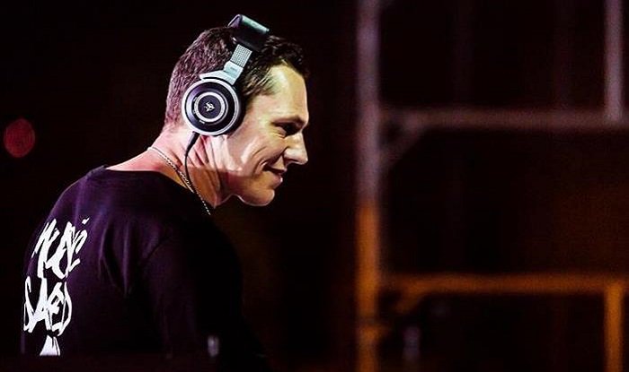 indiacom's tweet photo. #Sunburn2016 Complete Musical Line-up: Here’s everyone who’s performing at @SunburnFestival #Pune! https://t.co/jDLpws8Rnj https://t.co/QvLdewi57p