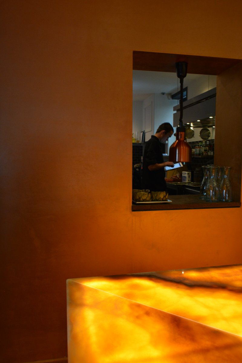 See one of our luxury bespoke pieces from Bar Baricca, in @hetParool bit.ly/2ipZb1V #luxury #interiordesign