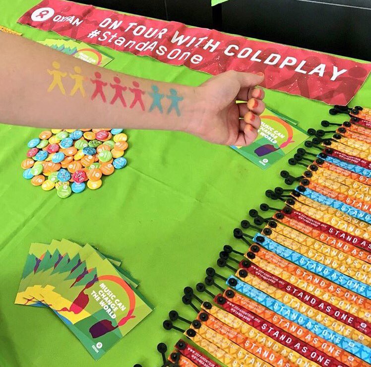 ColdplayPHL's tweet photo. Oxfam will be on tour w/ Coldplay in 2017 in support of people fleeing to safety. Join the human chain: https://t.co/PUx8taPjBG #StandAsOne https://t.co/waNM1IESbe