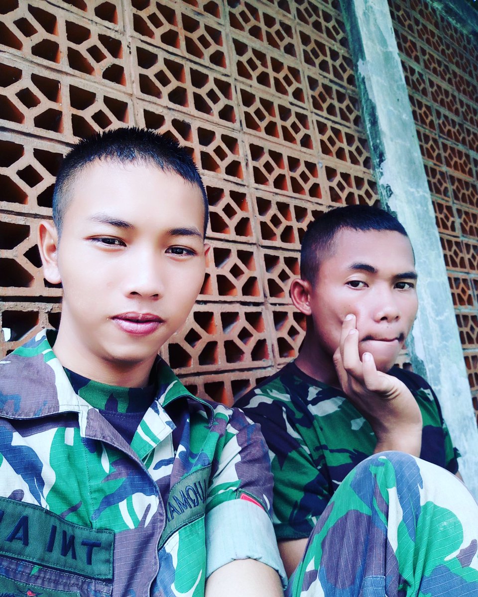 lukmanhakim1695's tweet photo. Jangan lupa bahagia https://t.co/oeUz93nuQH