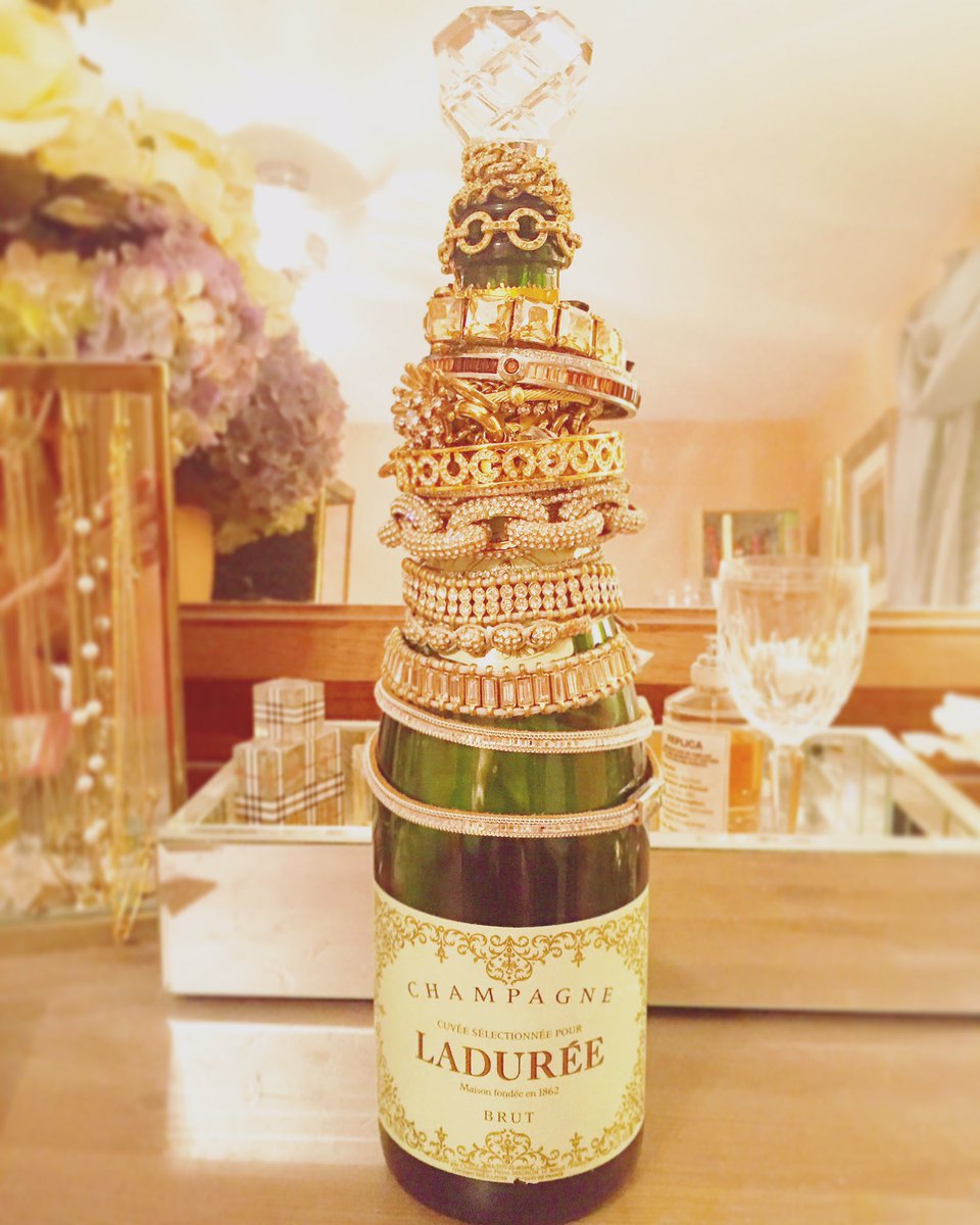 KatePetersen_'s tweet photo. @LadureeUS I couldn't bear to throw away my fave #Ladurée champagne bottle so I used it to organize a few jewels. Thoughts? 💛#upcycle #diy https://t.co/zjuJGxLhec