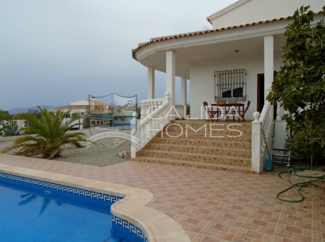 CalidaHomes's tweet image. 3 BED VILLA WITH LARGE  2,500 MTR GARDEN , 8 X 4 PRIVATE POOL AND WONDERFUL VIEWS ALBOX ALMERIA-

 calidahomespropconsult.com/view-property/…