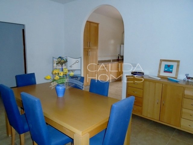 CalidaHomes's tweet image. 3 BED VILLA WITH LARGE  2,500 MTR GARDEN , 8 X 4 PRIVATE POOL AND WONDERFUL VIEWS ALBOX ALMERIA-

 calidahomespropconsult.com/view-property/…