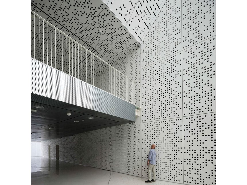 PanelOZ's tweet image. "Un arquitecto es un dibujante de sueños" Grace McGarvie