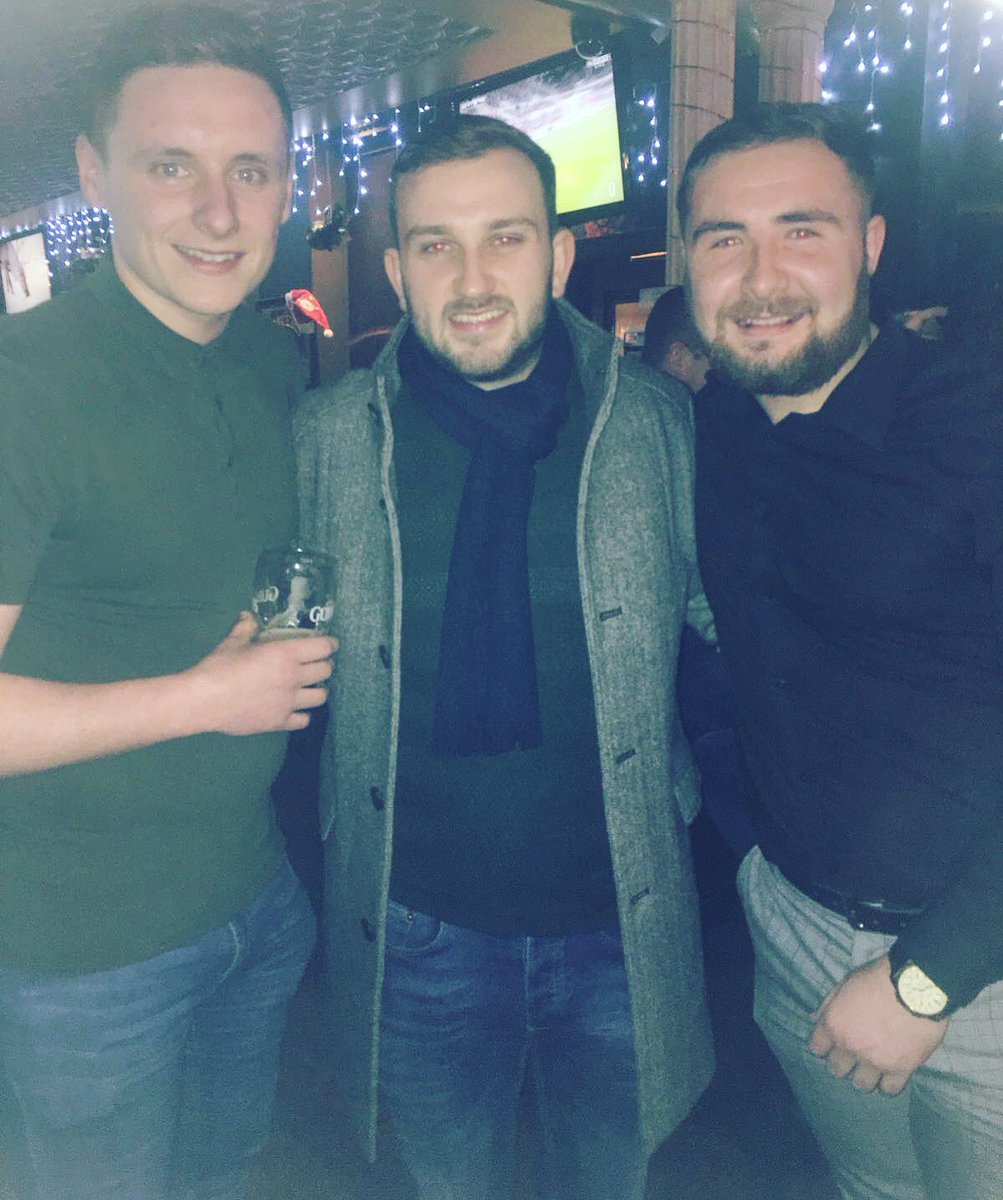 dildono1's tweet photo. Out for a few festives over the festive Period 😅 https://t.co/7ViwPck0Mg