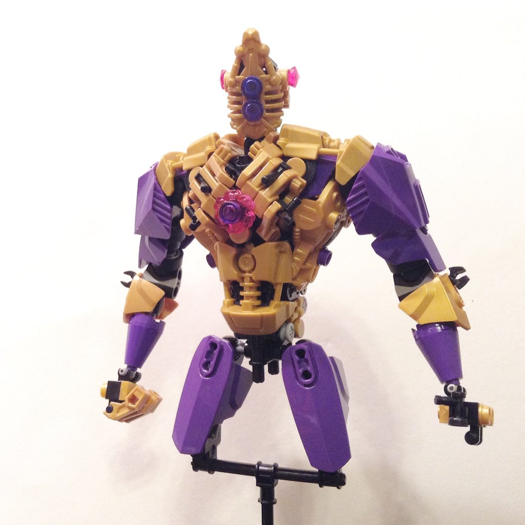 bolt_tron's tweet photo. 🔮Ouyrei, The Psychic Knight WIP🔮 #lego #bionicle #biclops https://t.co/Cw0qZruqXL