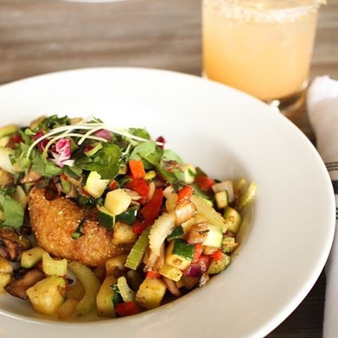 Veggie hash, anyone? Oh.So.Good! #brunch #westcoastbestcoast #pickledfishrestaurant #adriftlife #lovewherewelive 📷: @innatdiscoverycoast