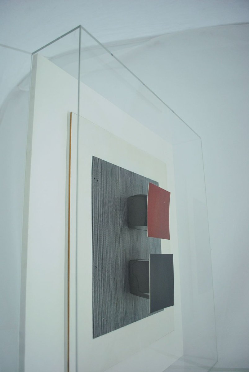 SectisDesign's tweet image. Properly caring for your work can help increase its perceived value. #Artist: Jesus Soto | #Art #Display #Wynwood #Miami