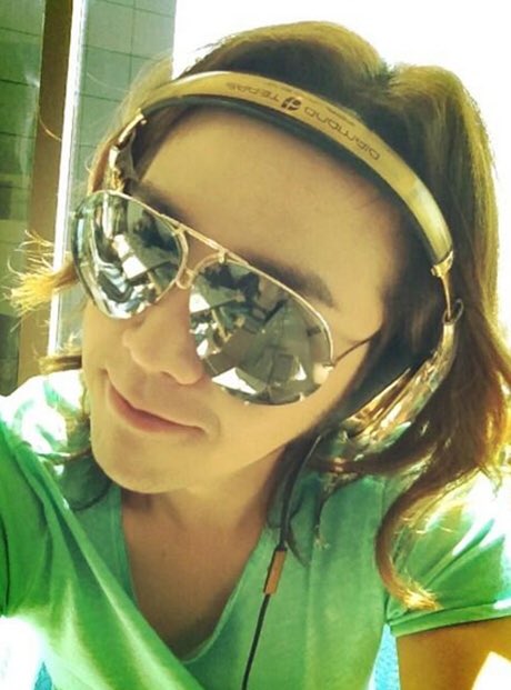 Y_JKS's tweet photo. diamond tearsใคใใๆใฎใขใธใใ
#์ฅ๊ทผ์ #diamondtears
#ใใใ่ฆใไบบใฏ็ท่ฒใฎ็ปๅใ่ฒผใ https://t.co/By47h4QDMm