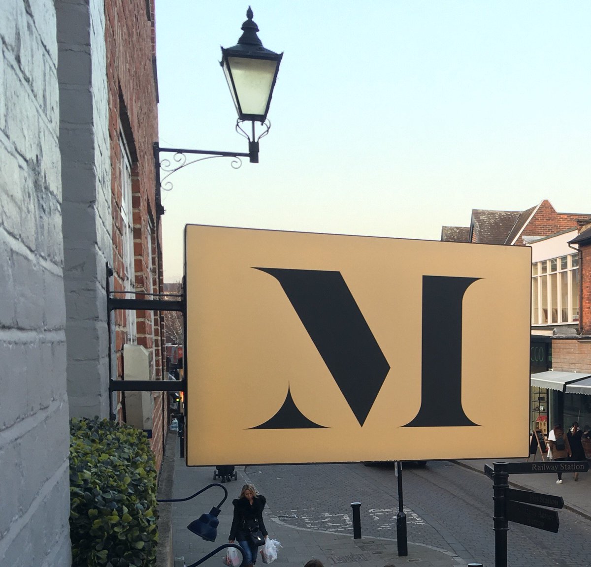 M_salons's tweet photo. Loving the new sign ready for 2017's new colour scheme. #black&gold #msalon #bishopsstortford #herts #essex #2017 https://t.co/KmLdh5I4qk