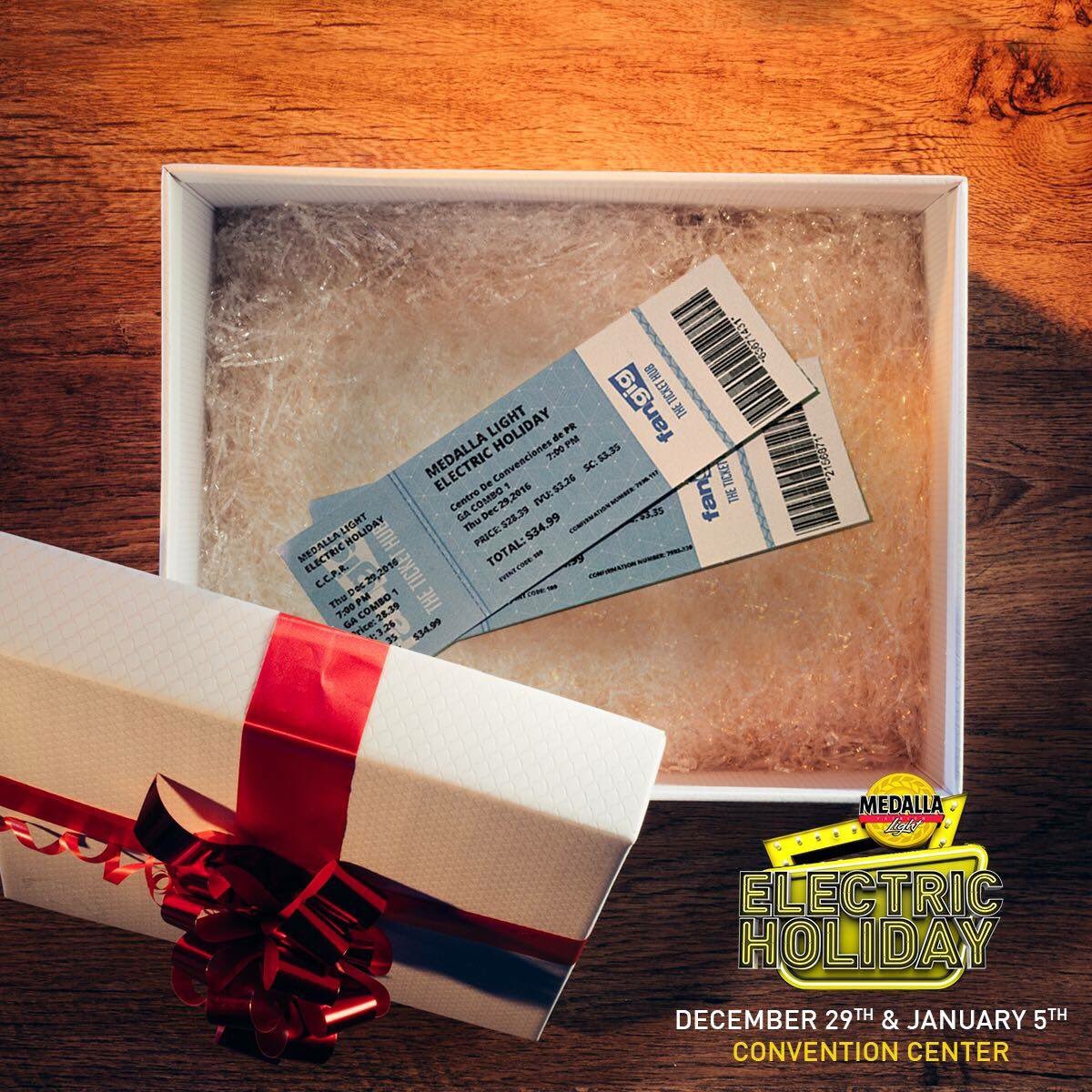 fangigtickets's tweet photo. El regalo 🎁 perfecto para esta navidad 🎄 lo puedes adquirir aquí (https://t.co/lVURSCirXe. #ElectricHoliday #Fangig https://t.co/0xEm58YisC