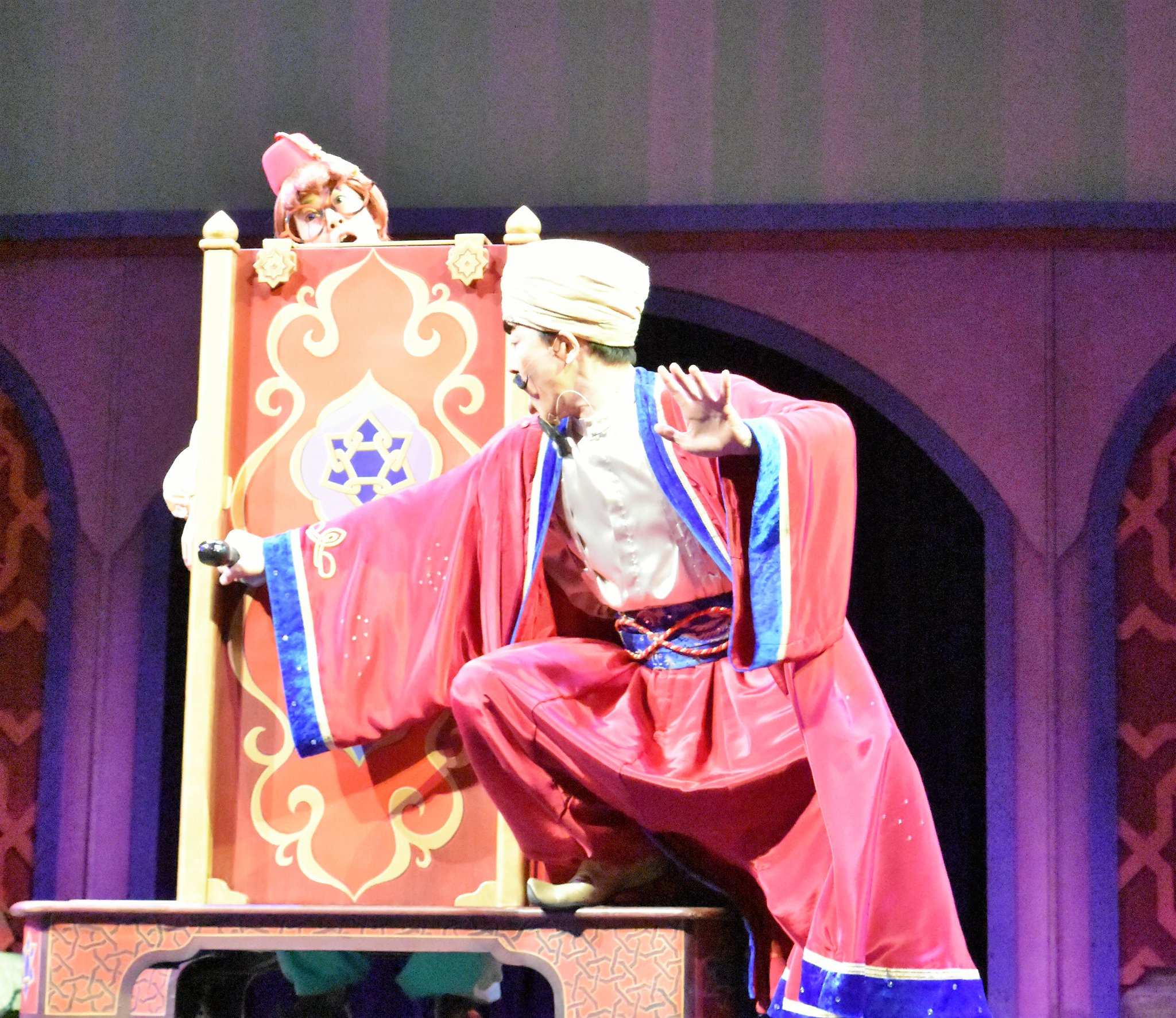 Naosuz マジックランプシアター 胴体が切られ 足が歩いていました 東京ディズニーシー マジックランプシアター マジック