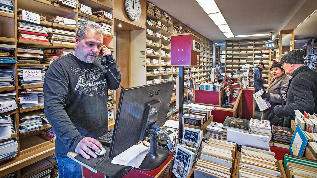 Bladmuziekhandel Broekmans & Van Poppel verdwijnt na meer dan een eeuw uit Amsterdam, genekt Bladmuziekhandel Broekmans & Van Poppel verdwijnt na meer dan een eeuw uit Amsterdam, genekt