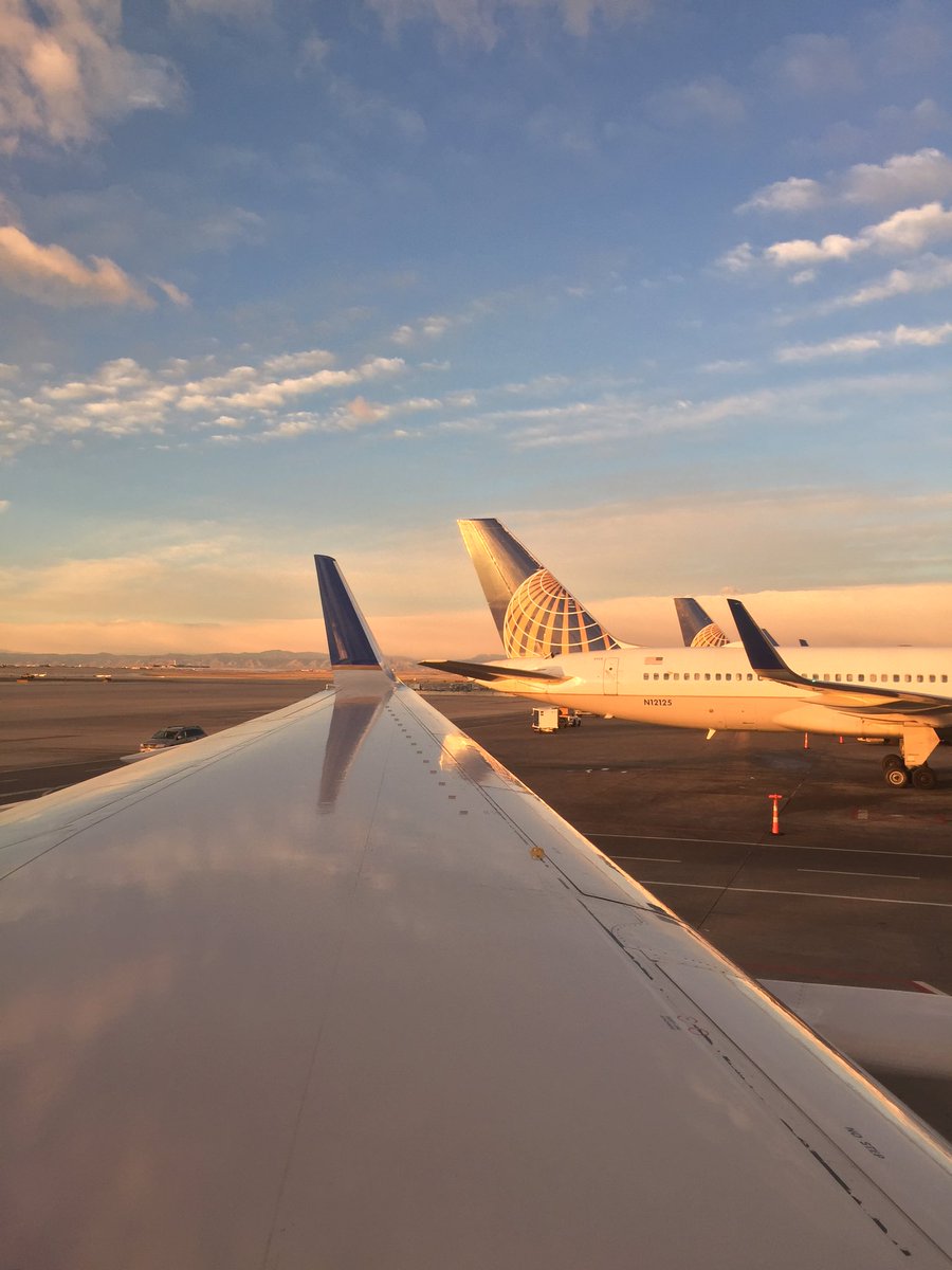 Anx11's tweet photo. @united looking good in Denver. https://t.co/TGHReaz2Ru