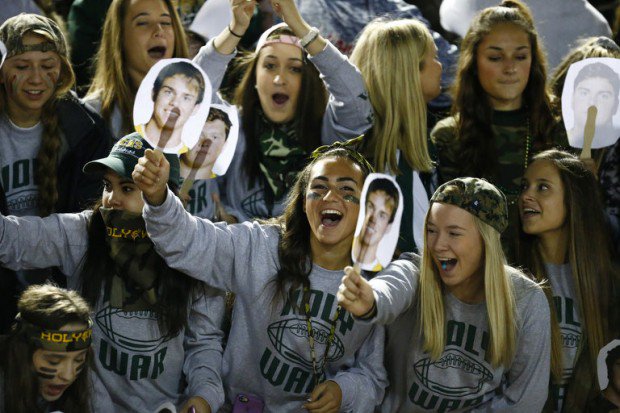 ACCHSVikings's tweet photo. Thank you @lehighvalley for recognizing Viking Nation as one of "Most Passionate Sports Fans of 2016" #VikingSpirit https://t.co/3jQl8nUh0P https://t.co/ntG0beDZGp