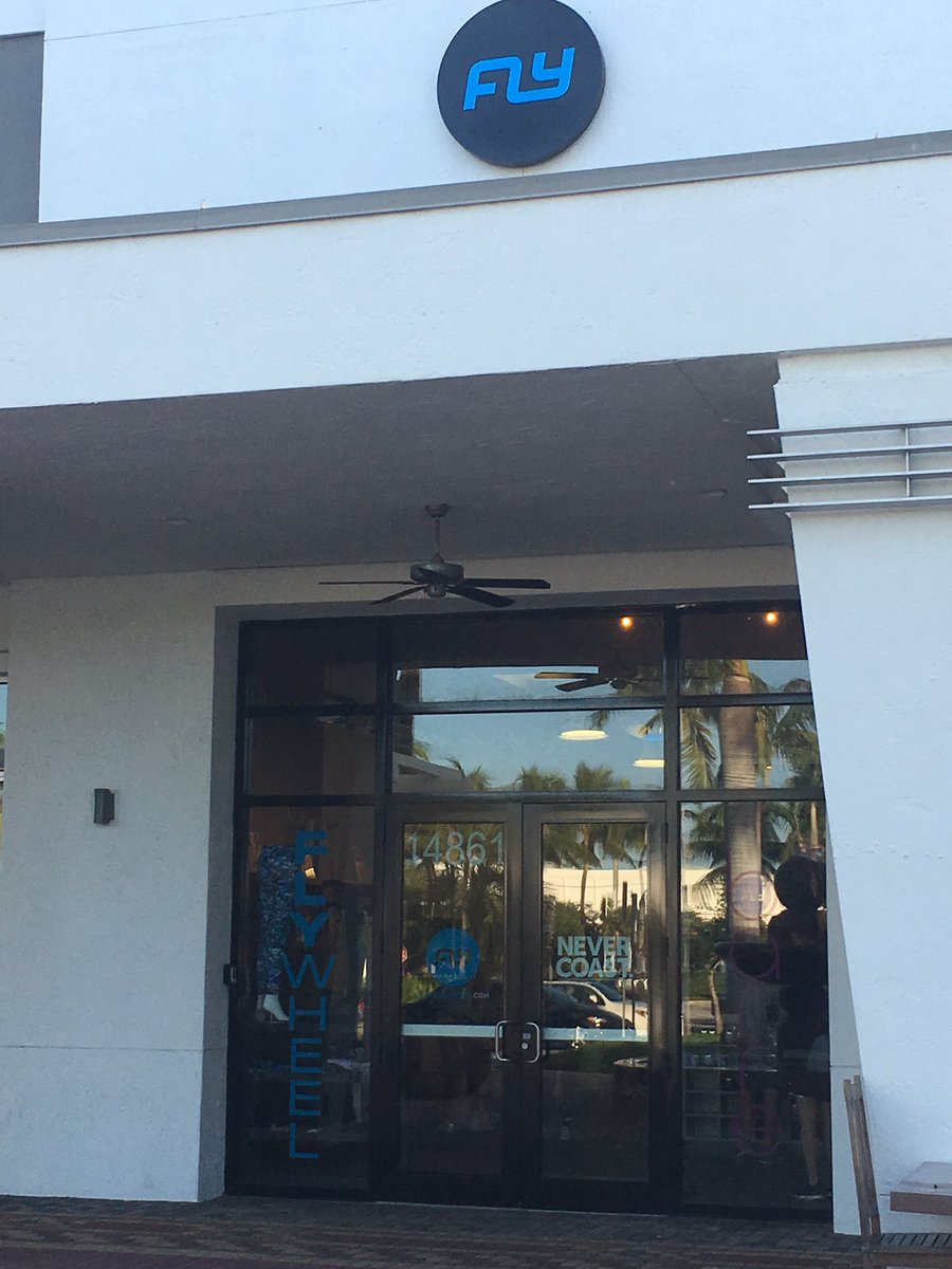 jonin301's tweet photo. Thx @fablinds for making what might be my last #fly45 at @Flywheel #northmiami for 2016 awesome!! 🚴 #nevercoast #305life https://t.co/uZLQIKDc5R