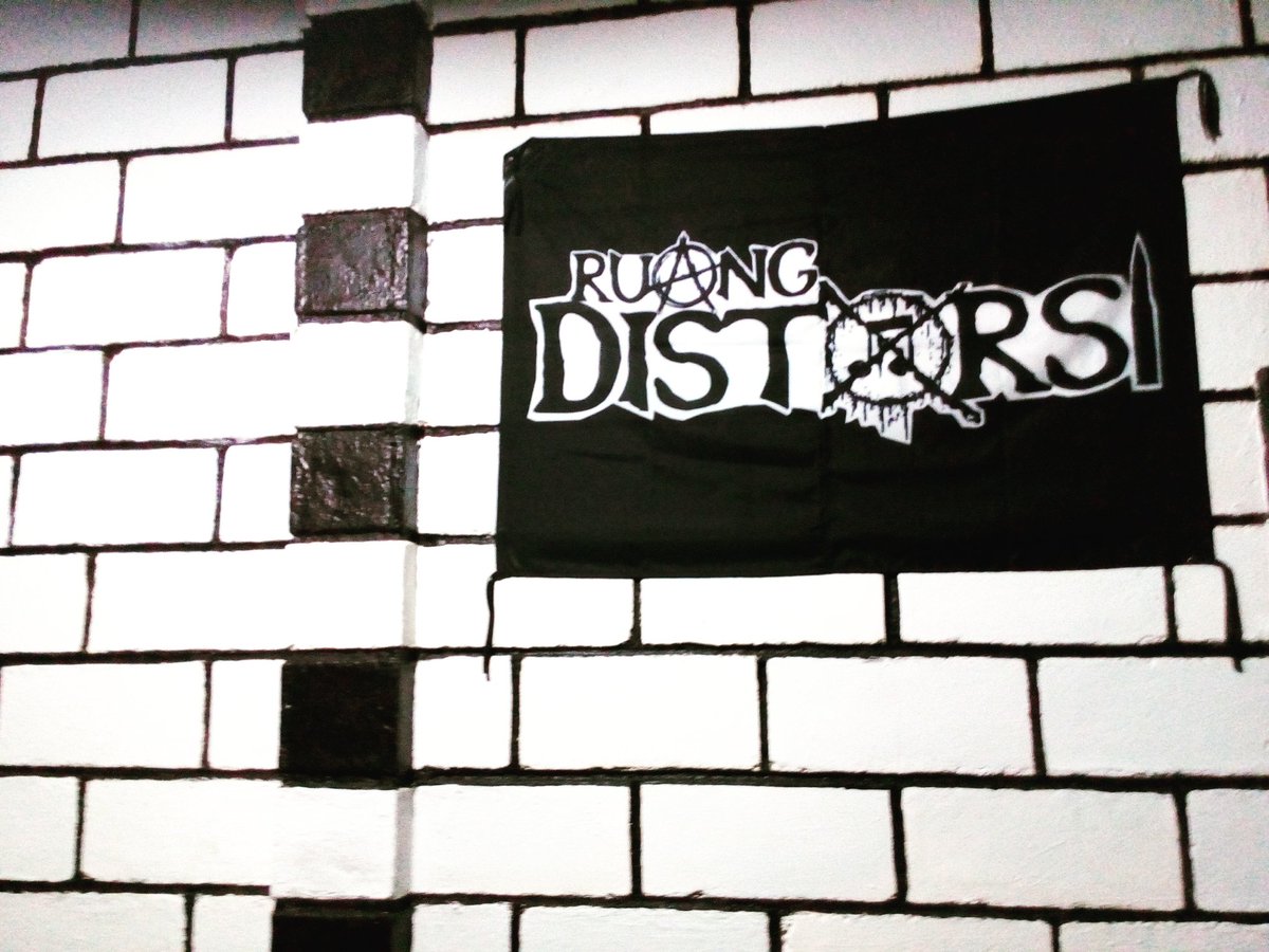 SUPER REBEL tweet media