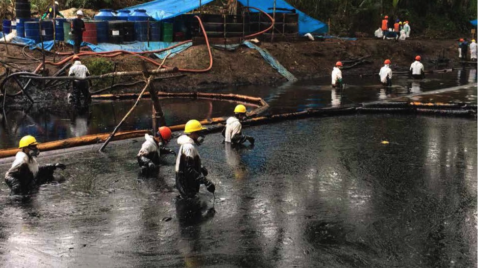 deviloperation's tweet photo. Read the untold tale of how oil &amp; mining companies avoid paying taxes in the Global South. New article at NI: https://t.co/jfAGQgBe5k https://t.co/ZAwZwYz4bT