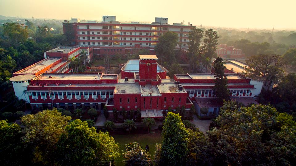 The Glorious 100 Years Of #RamjasCollege |  😍😍
— bit.ly/2hCl6Ci via <a href="/du_beat/">DU Beat</a> | #DelhiUniversity #DU #100YearsofRamjas