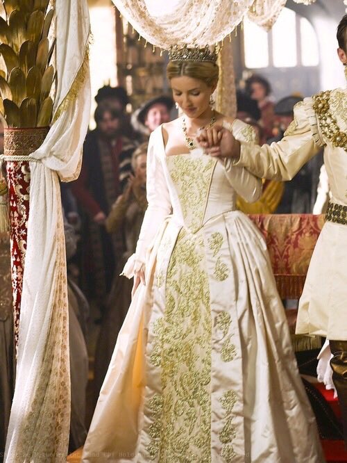Jane Seymour (The Tudors)
- Queen consort of England from 1536 to 1537
- Henry VIII's wife