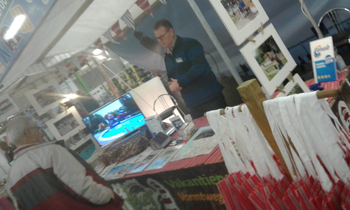 Aandacht voor Urk en Camping Urkerbos hebben we voldoende op de beurs in Obelink ! Top ! Het ziet er veelbelovend uit voor 2017 !