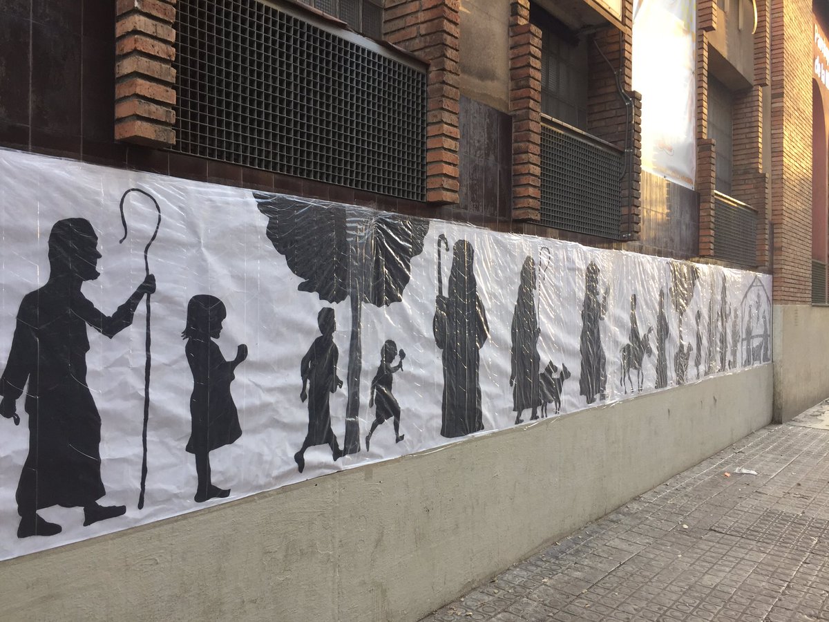 ElBonRecer's tweet photo. Heu vist el #Pessebre que han fet els nens i les nenes del #CasalDiari?
Està penjat a la façana de l'#Esplai #ElBonRecer, feu un cop d'ull. https://t.co/6s5dkBUMit