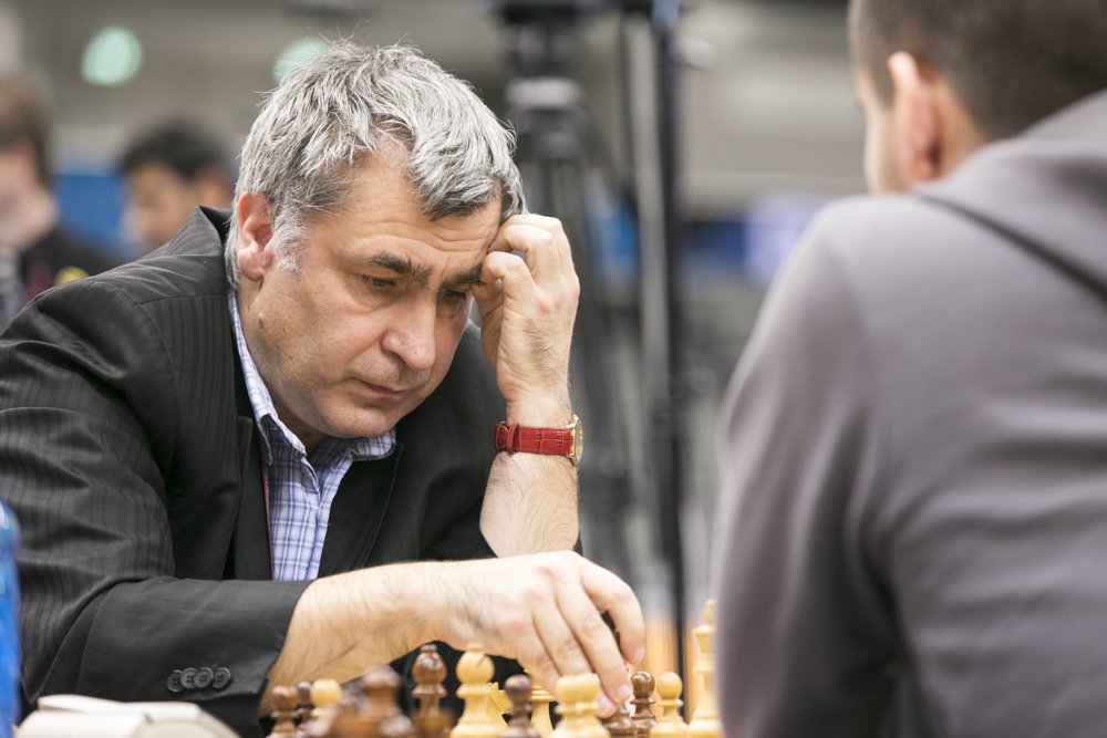 2700chess on X: Karjakin (2882.6) wins the World Blitz Championship  #dohachess2016. Photo:  Congratulations!    / X