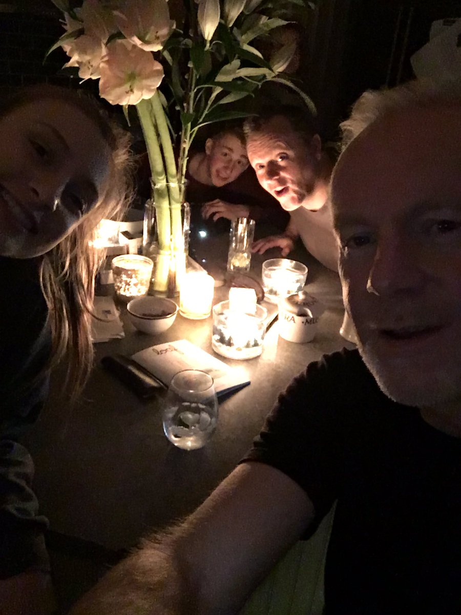 Boyddays's tweet image. power cut #colinton #edinburgh restaurant chaos... #dunkirk #spirit ... more #gin please barman 😂