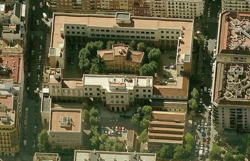 verdechamberi's tweet photo. ¿¿Alguien ha avisado a @PalomaSobrini de que el TSJM ha paralizado la demolición de #TPAinocente ??
https://t.co/zZaQLZLPUy https://t.co/I7bc50owkf