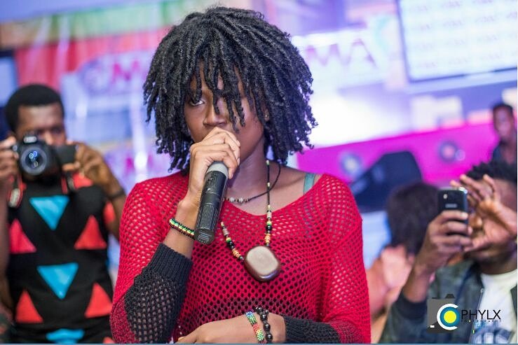 Poetyk_Prynx's tweet photo. @RennerGhg #CMA16 BEST FEMALE VOCALIST 🌟🌟🌟🌟🌟🌟🌍
More things to come Renner!
https://t.co/L2wzP4gTf3