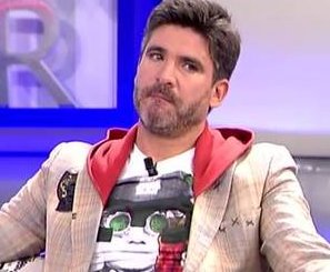 GH_17ENCUESTAS's tweet photo. ¿Que os parece que Toño Sanchis entre en GH VIP 5?
RT- Bien,  va a dar mucho que hablar
FAV- Mal, va a ser un coñazo https://t.co/2281lqUnCT